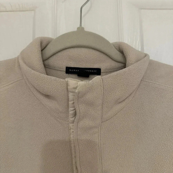 Banana Republic Tan 1/4" Button Down Fleece - Picture 5 of 8